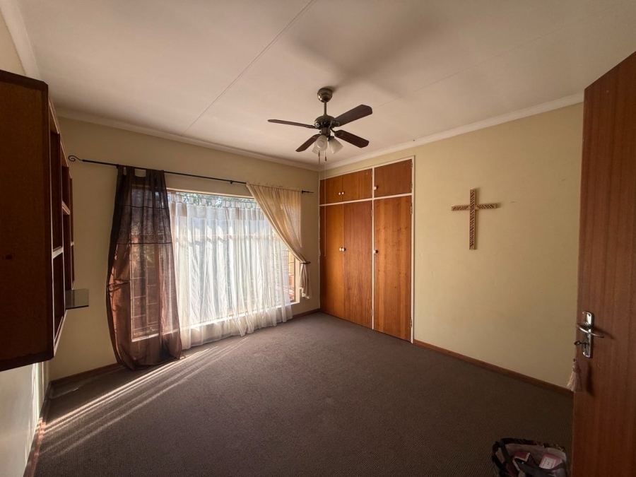 To Let 4 Bedroom Property for Rent in Rietfontein A H North West